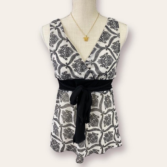 ✨🖤 Babydoll y2k Mesh Top 🖤✨ - Picture 1 of 4